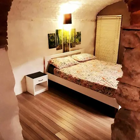 Maison De Village Au Cœur Du Vieil Antibes. Antibes